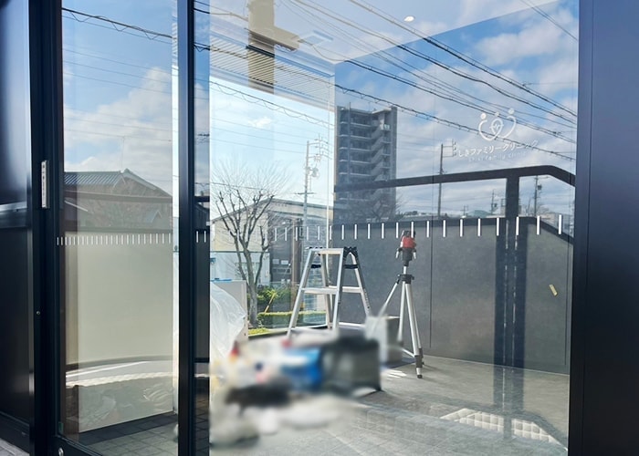 衝突防止のガラスマーキング